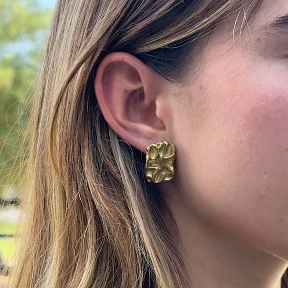 Arete Rectangular Waves