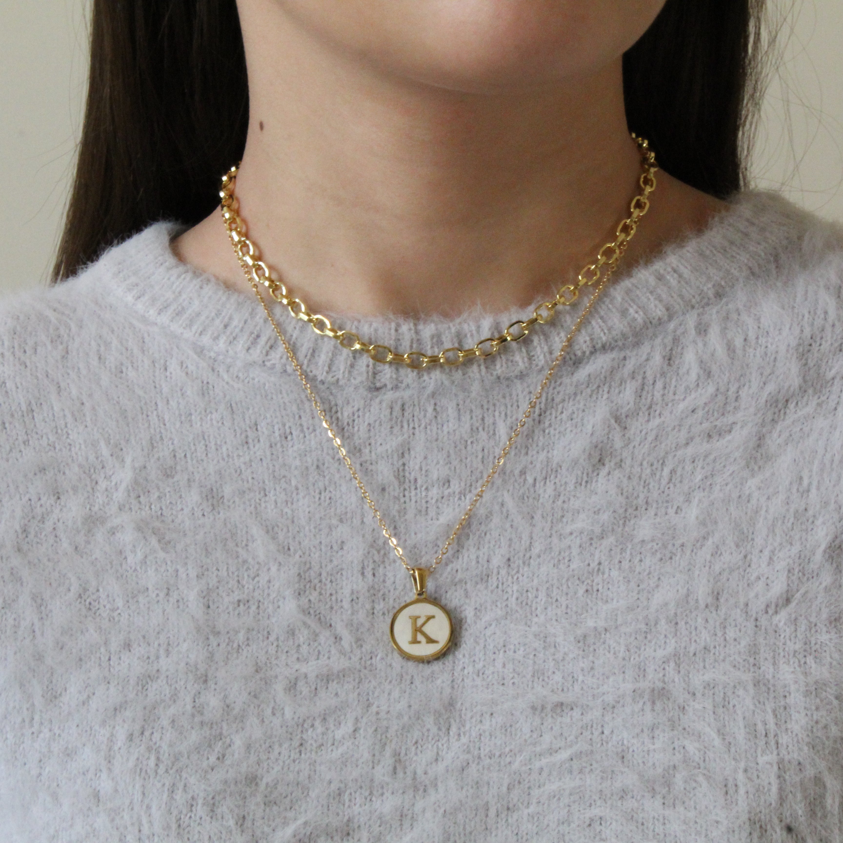 Collar Circle Inicial + Nácar