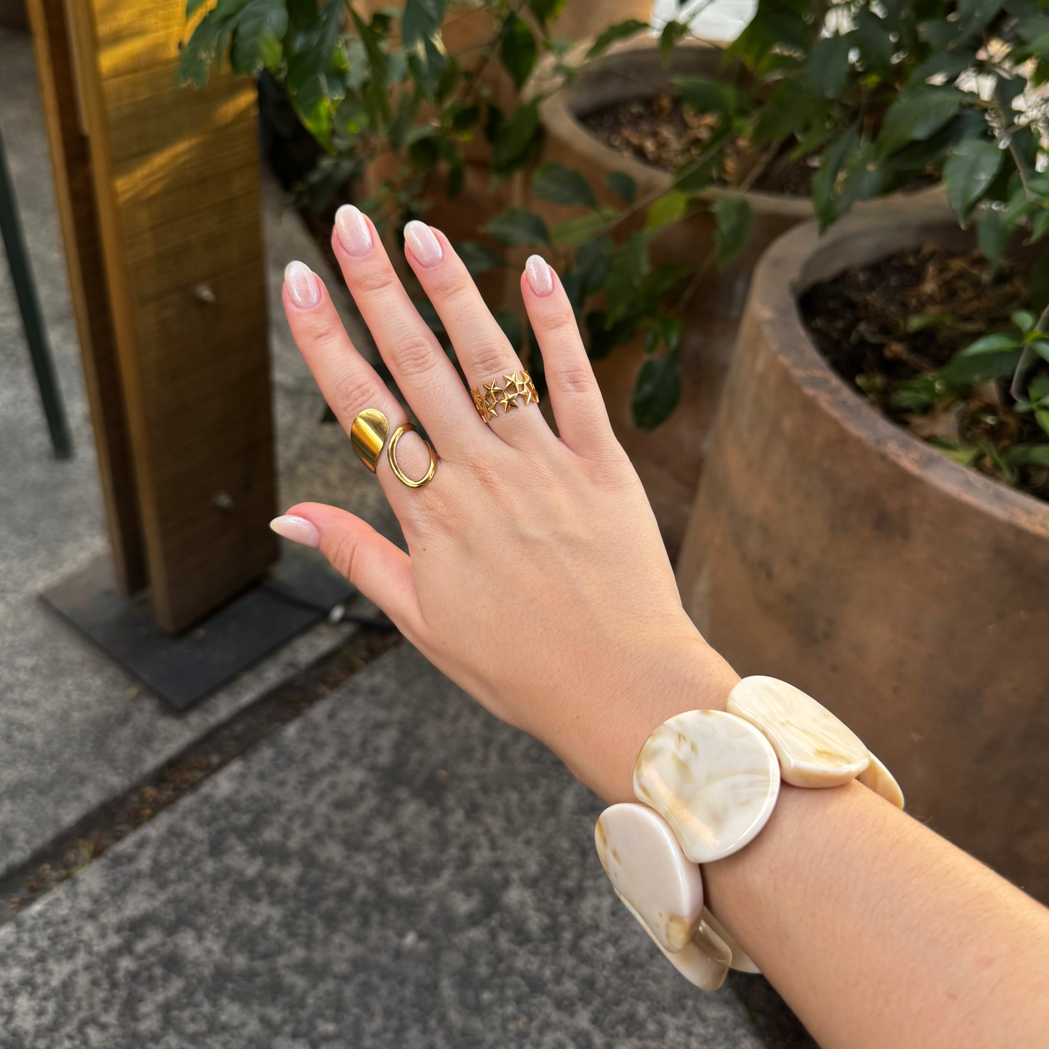 Anillo Dalia